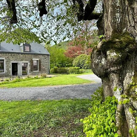 Le Ruisseau Idéal Pour Un à Deux Au Fil De L'eau